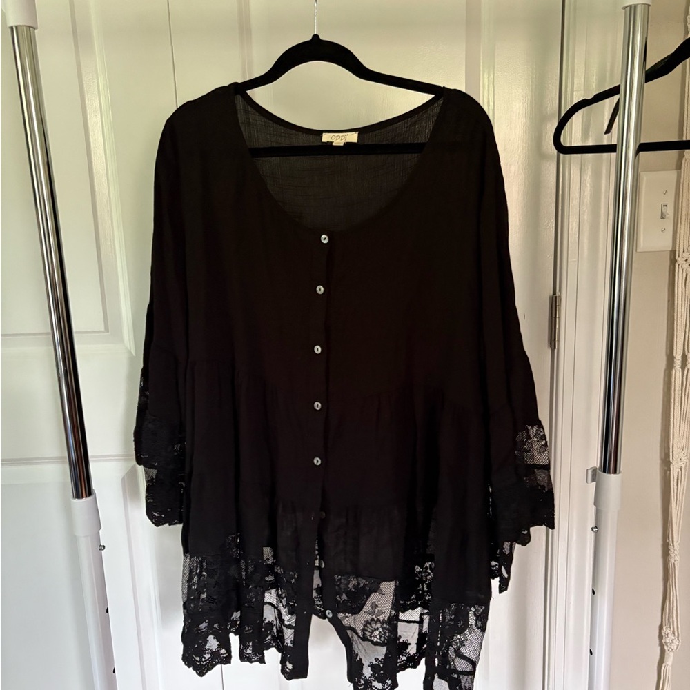 Chic Soul Black Lace Accent Blouse